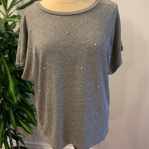 Joe Fresh Lightweight Short Sleeve Knit With Crystals And Pearls - Picture 1 of 9